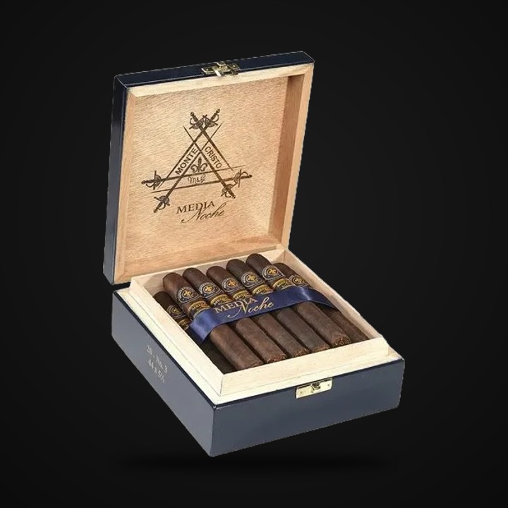 Montecristo Media Noche · LongestAsh