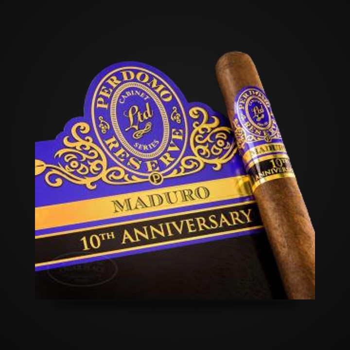 Perdomo Reserve 10th Anniversary Maduro · LongestAsh