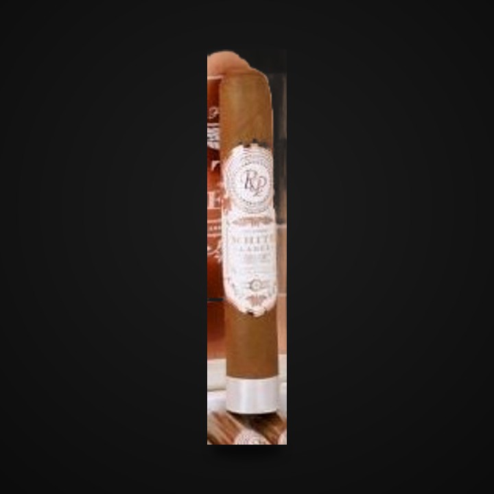 Rocky Patel White Label · LongestAsh